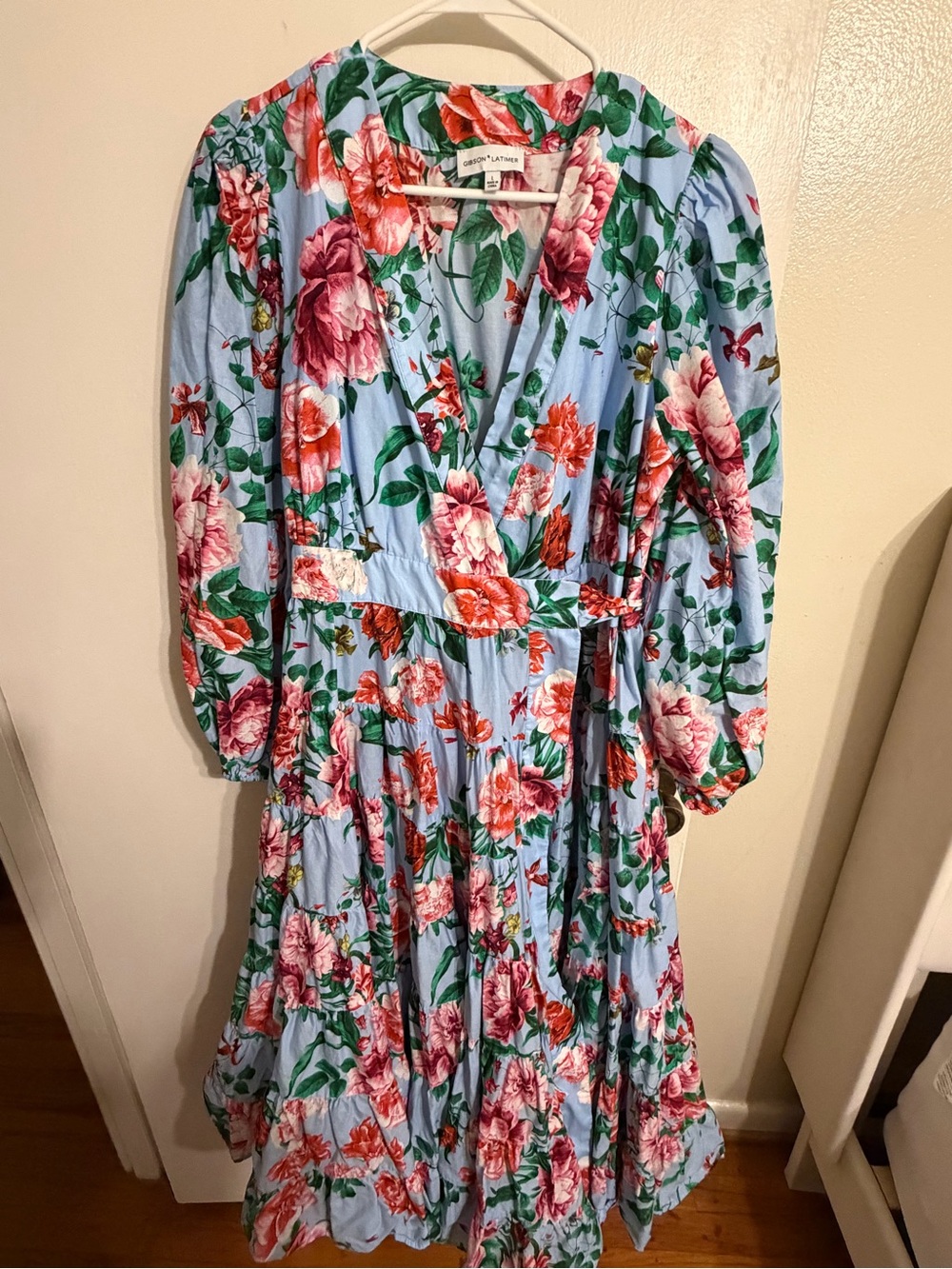 Gibson Latimer Light Blue Floral Wrap Midi Dress with Pink & Red Blooms - Picture 2 of 6